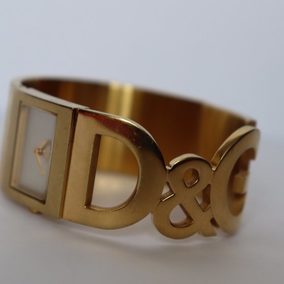 Dolce and Gabbana Forever gold watch (DW0222) - Picture 6 of 15